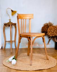 6 chaises en bois